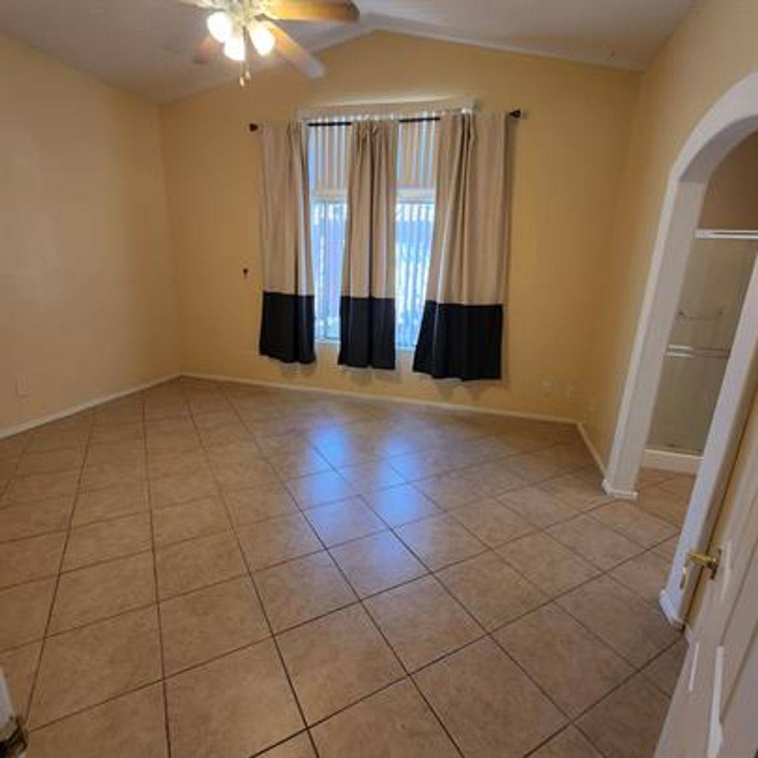 House for rent at 1382 W Via Rio Blanco, Tucson, AZ 85714