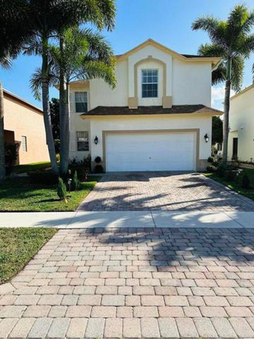 House for rent at 5780 Azalea Circle, West Palm Beach, FL 33415