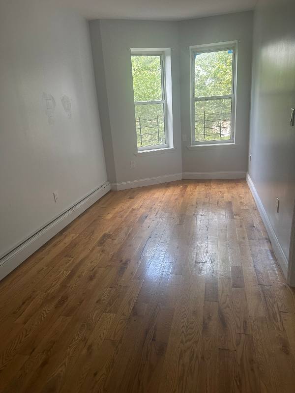 Apartment for rent at 673 E 223st #3, Bronx, NY 10466