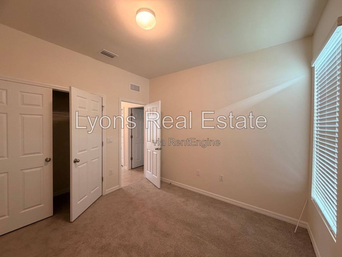 House for rent at 816 Friendship Circle, Labelle, FL 33935