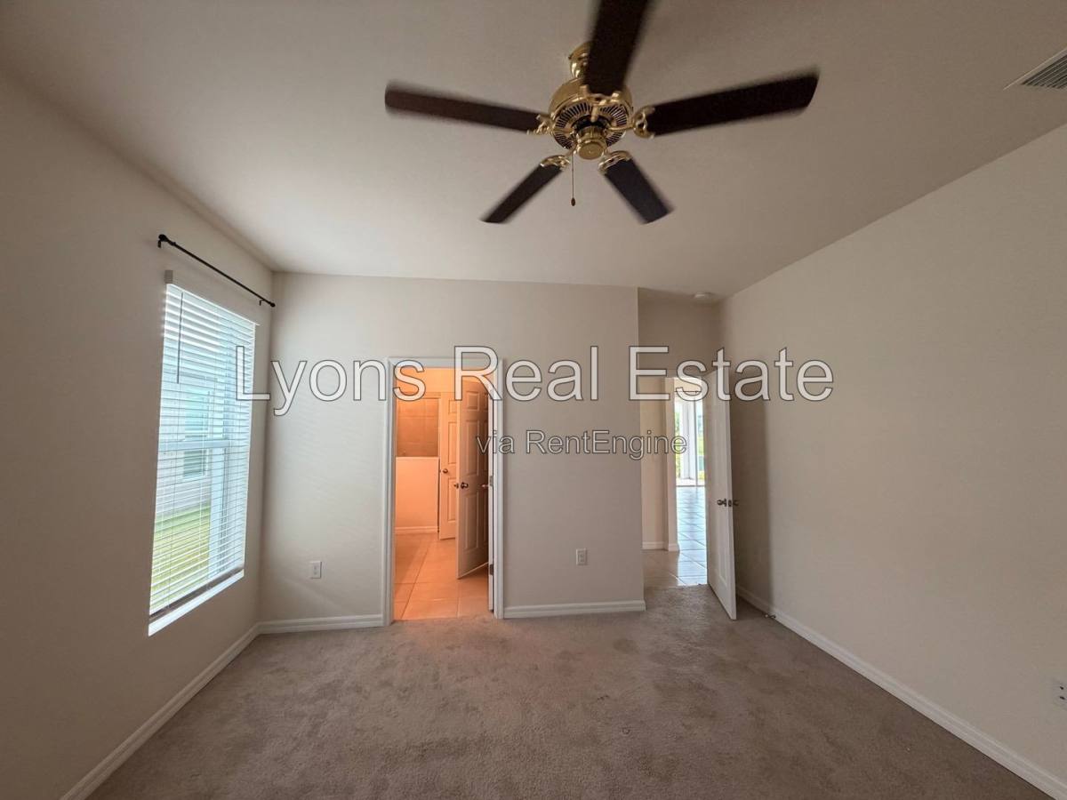 House for rent at 816 Friendship Circle, Labelle, FL 33935