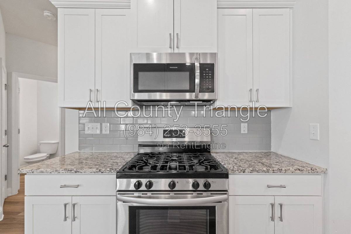 Townhouse for rent at 1104 Longitude Dr, Durham, NC 27713