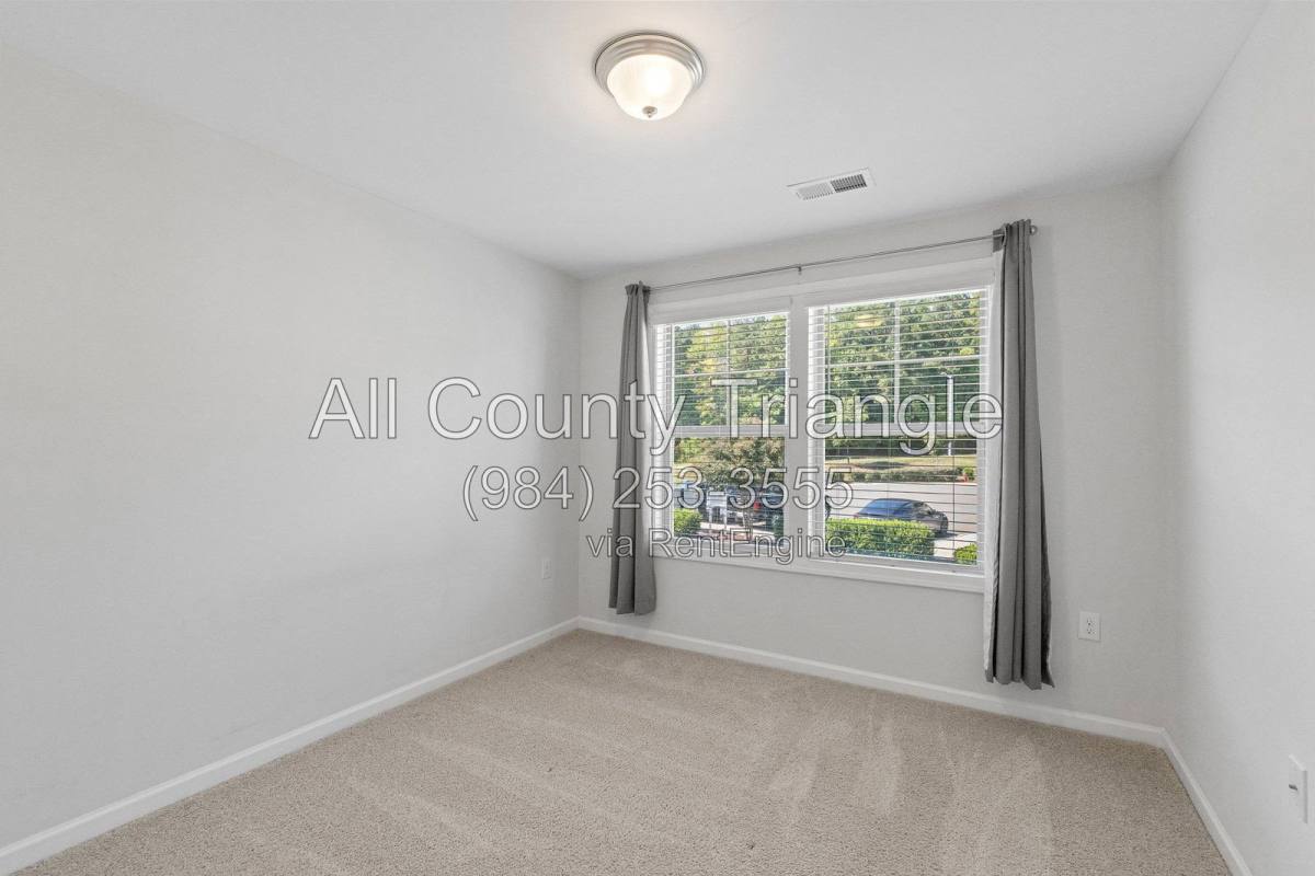 Townhouse for rent at 1104 Longitude Dr, Durham, NC 27713