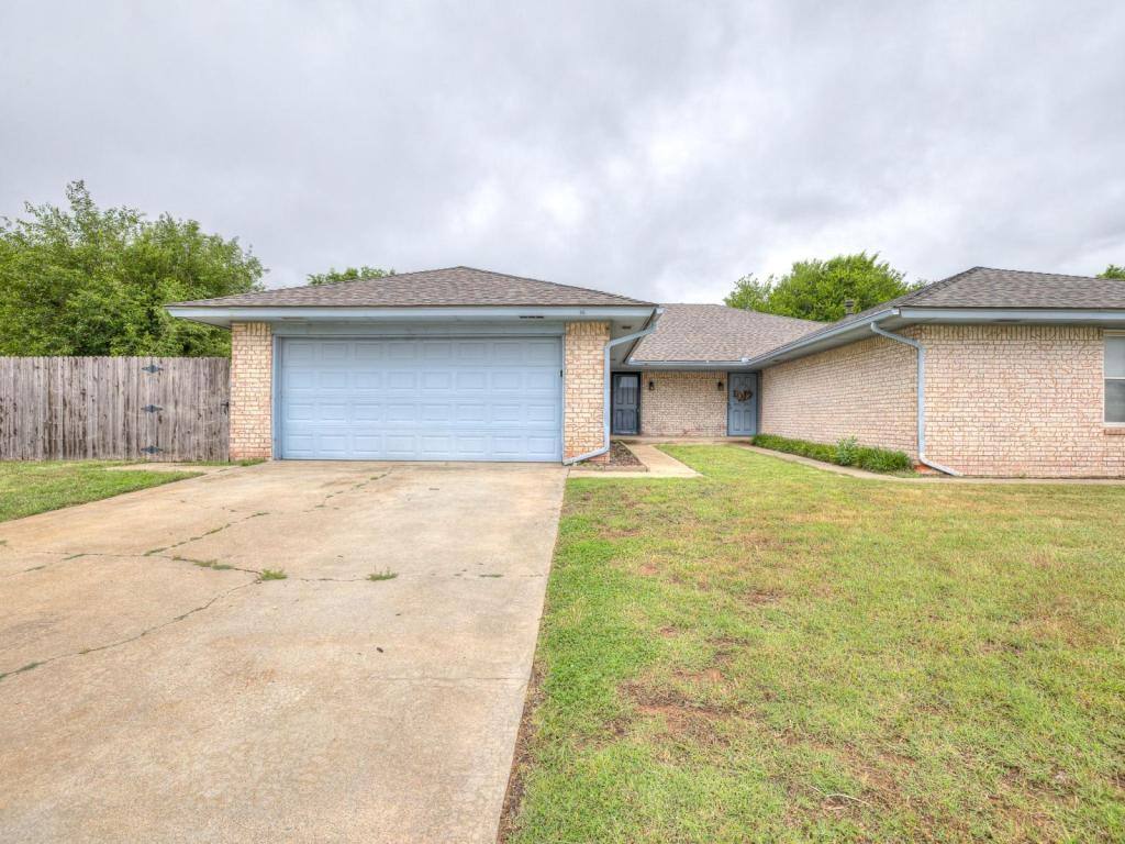 House for rent at 523 N Robin Way, Mustang, OK 73064