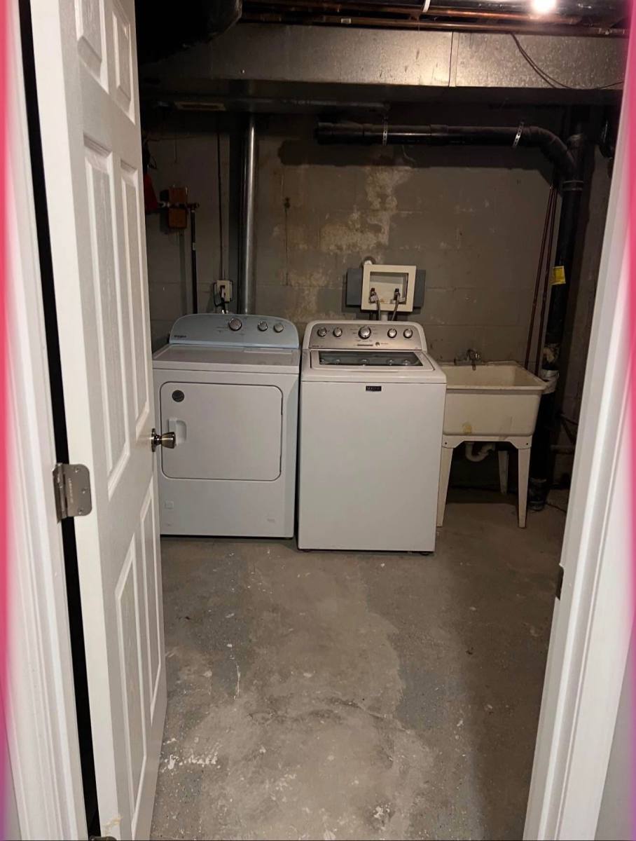 Townhouse for rent at 8422 Brunswick Court N, Minneapolis, MN 55443