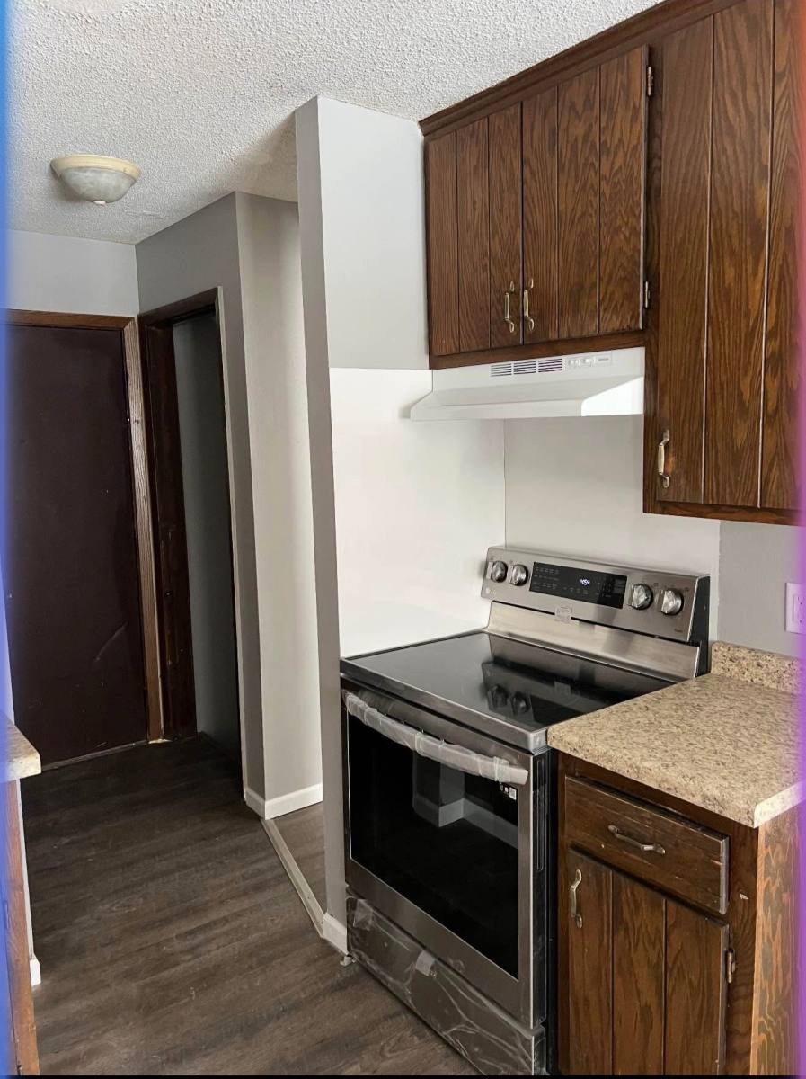 Townhouse for rent at 8422 Brunswick Court N, Minneapolis, MN 55443