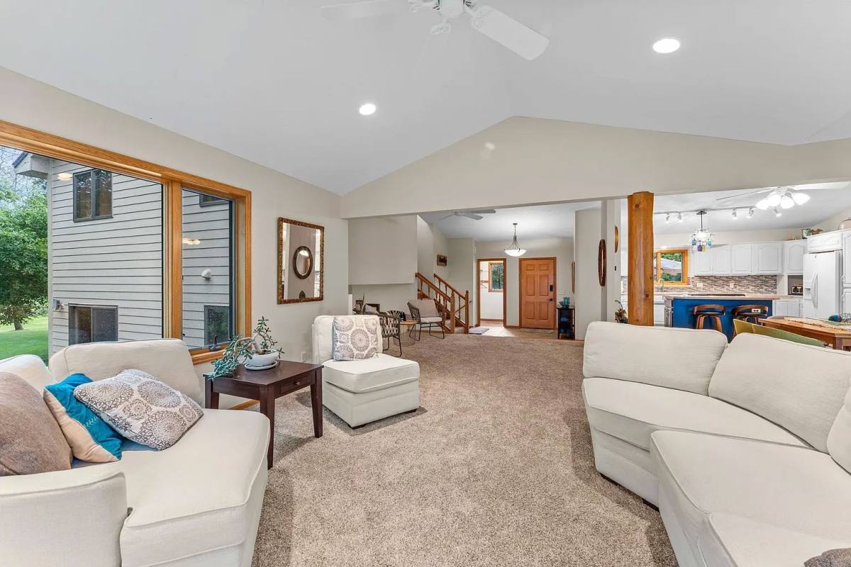 House for rent at 1235 N Sutton Lake Blvd, Jordan, MN 55352
