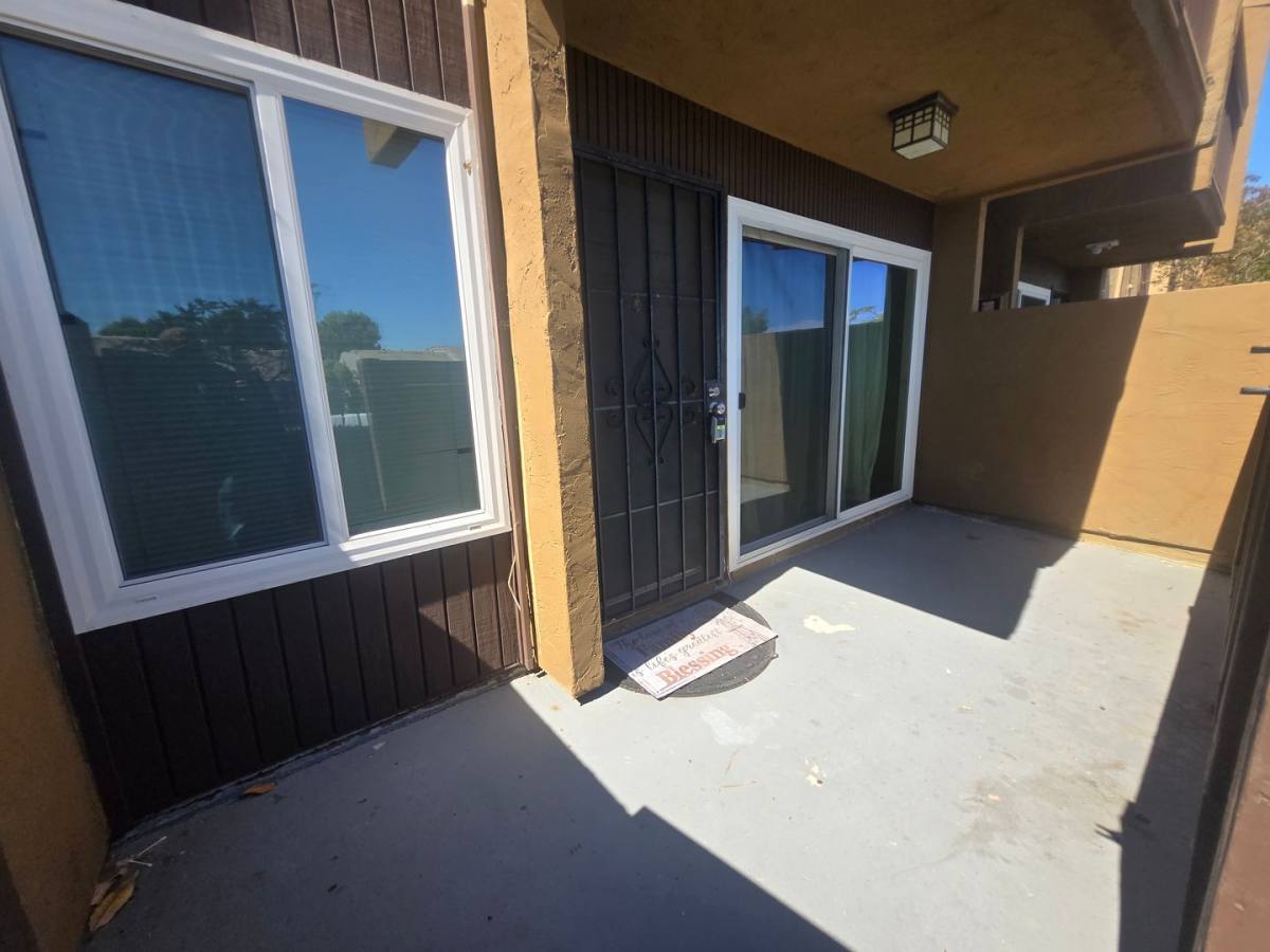Condo for rent at 3454 Castle Glen Dr #113, San Diego, CA 92123