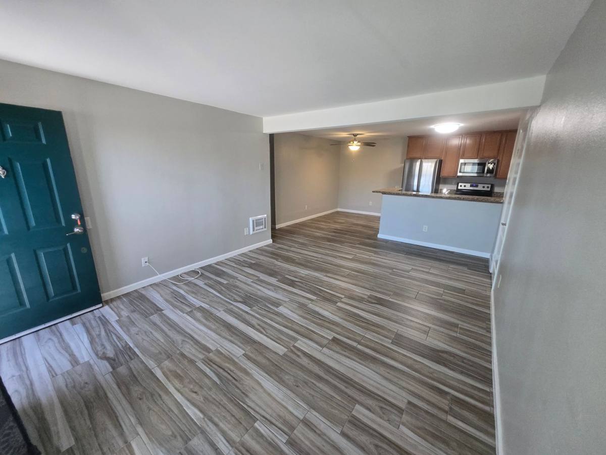 Condo for rent at 3454 Castle Glen Dr #113, San Diego, CA 92123