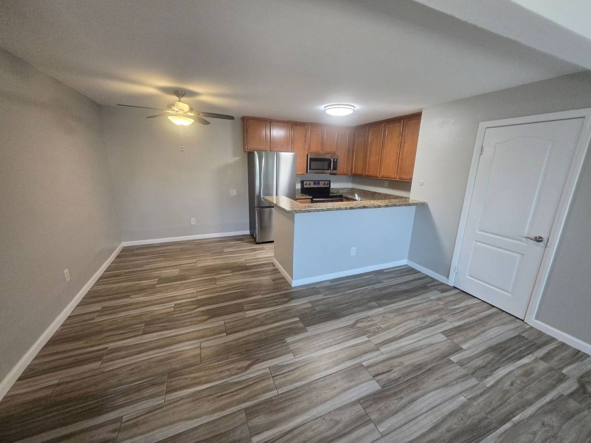 Condo for rent at 3454 Castle Glen Dr #113, San Diego, CA 92123