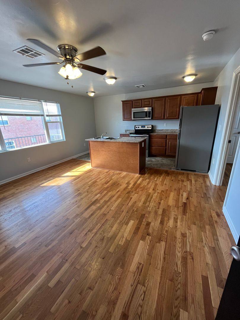 Apartment for rent at 502 W Maple Ave, Stillwater, OK 74074