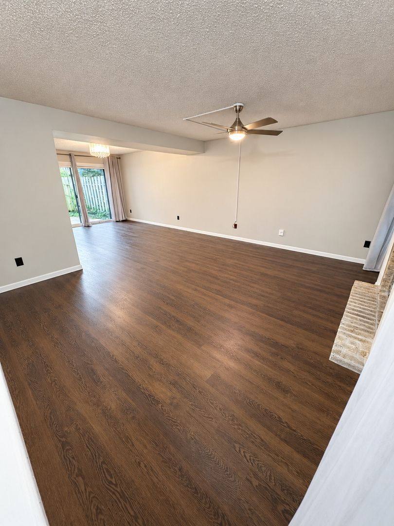 Apartment for rent at 5108 W 62nd St, Mission, KS 66205
