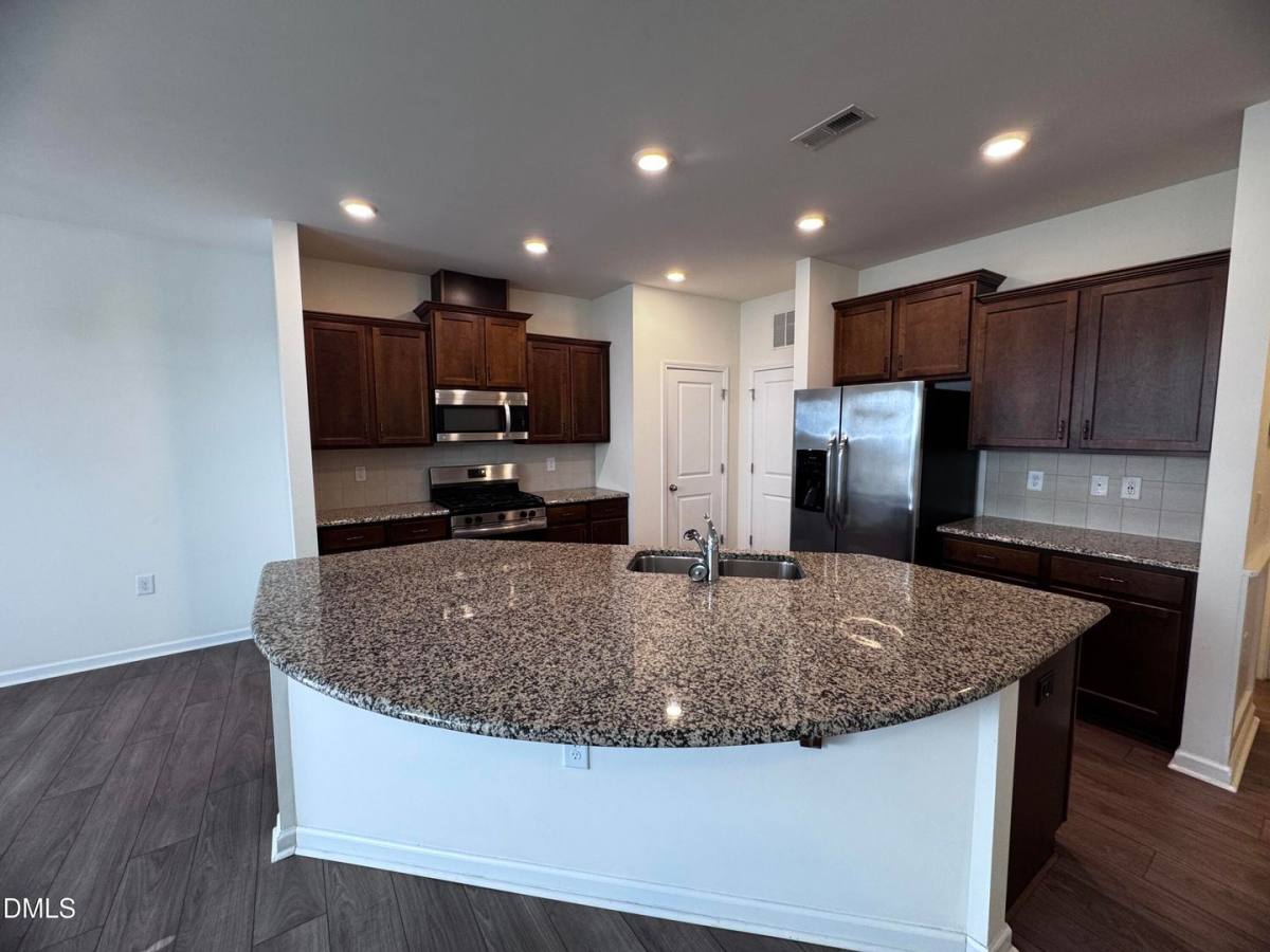 Townhouse for rent at 1156 Lookout Ridge Rd, Apex, NC 27502