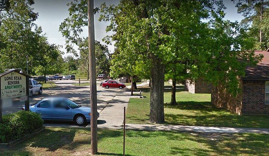 Apartment for rent at 147 Alamo St, Lone Star, TX 75668