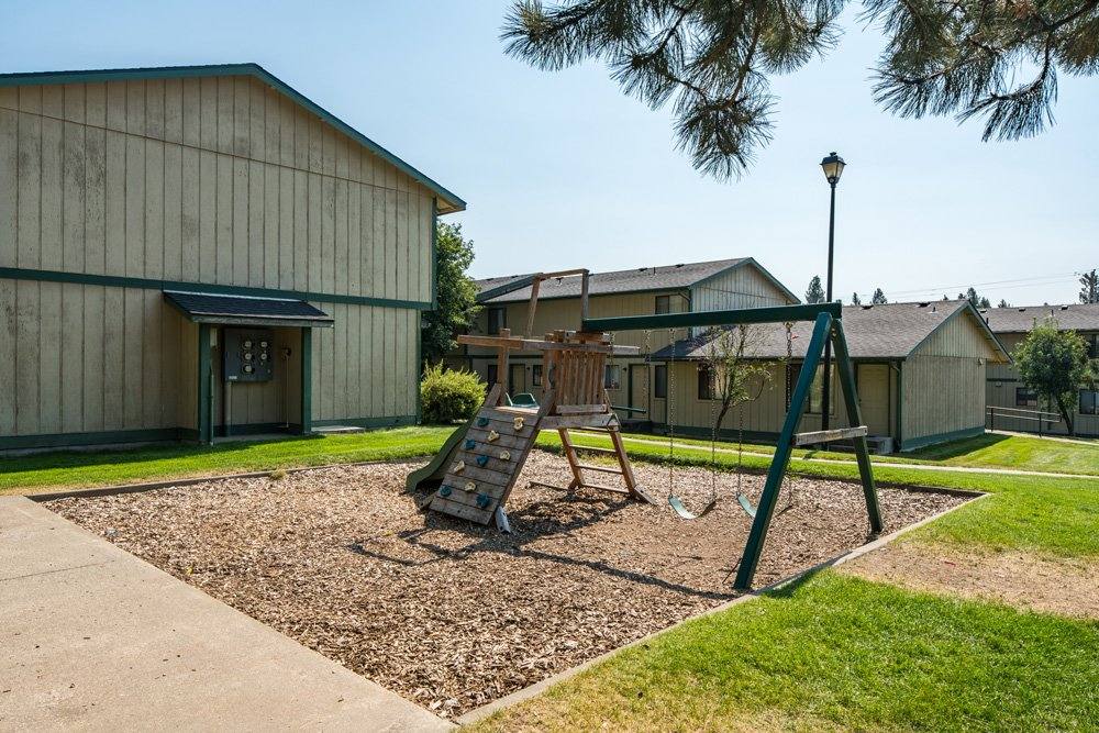 Apartment for rent at 1600 W 7th St, Newport, WA 99156