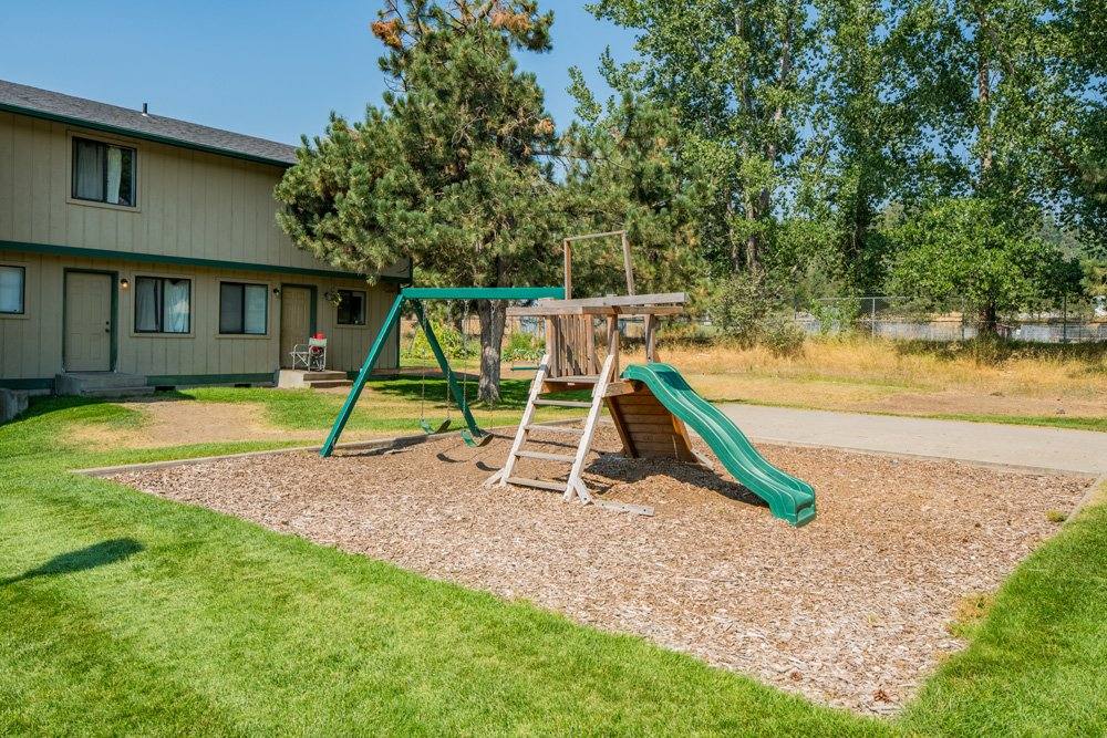 Apartment for rent at 1600 W 7th St, Newport, WA 99156