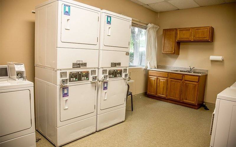 Apartment for rent at 404 E St Louis Ave, Excelsior Springs, MO 64024