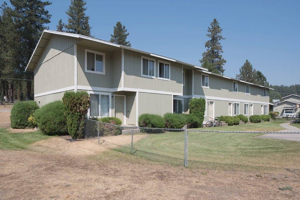 Apartment for rent at 1701 W 7th St, Newport, WA 99156