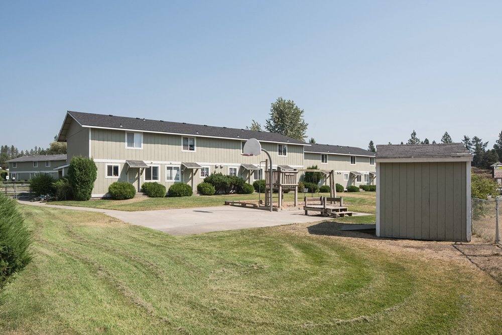 Apartment for rent at 1701 W 7th St, Newport, WA 99156
