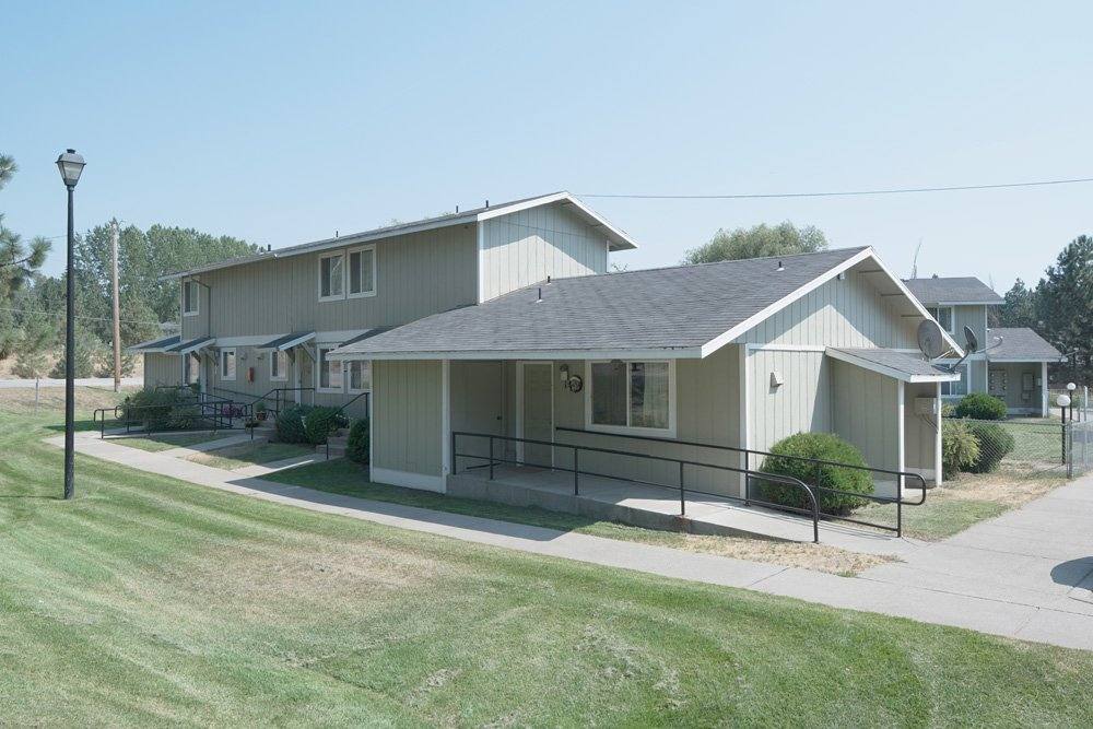 Apartment for rent at 1701 W 7th St, Newport, WA 99156