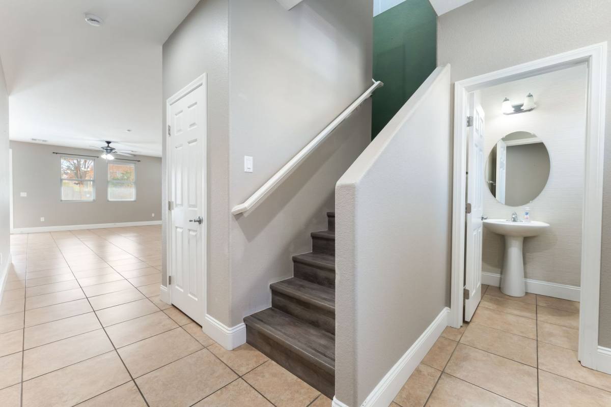 House for rent at 6841 Compass Cove Ave, Las Vegas, NV 89142