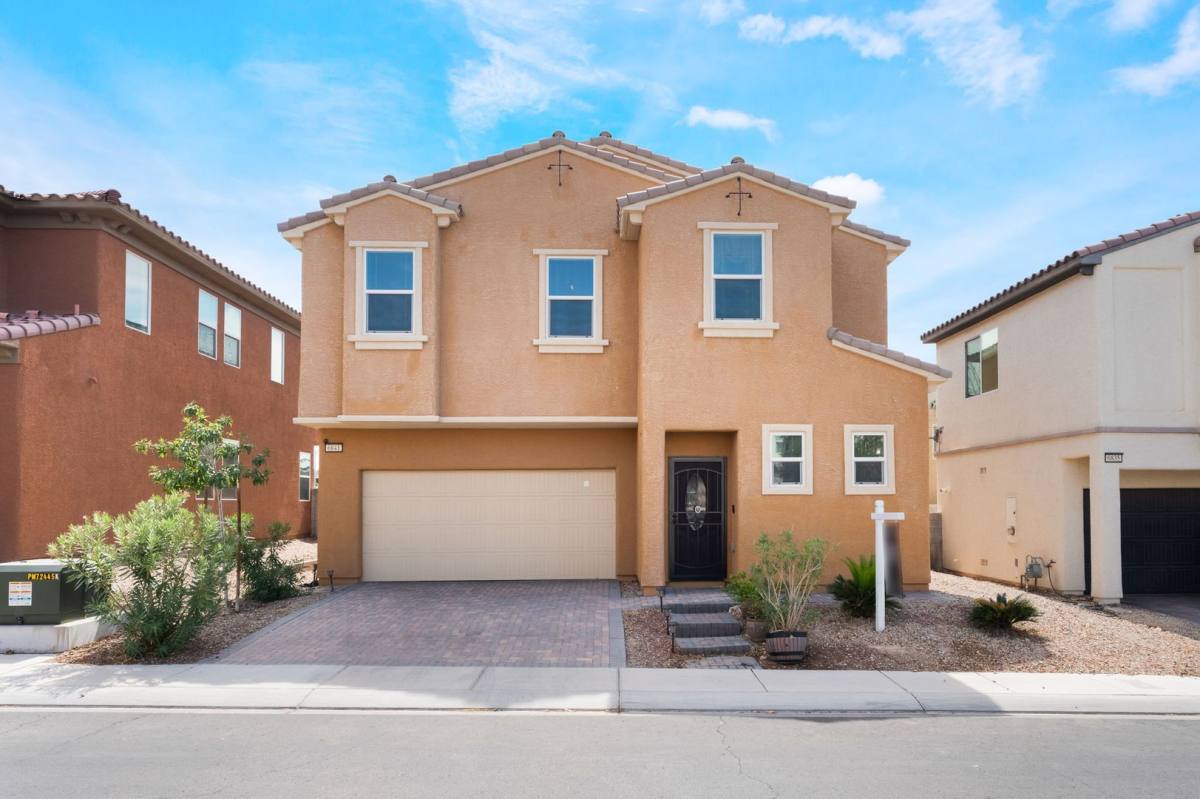 House for rent at 6841 Compass Cove Ave, Las Vegas, NV 89142