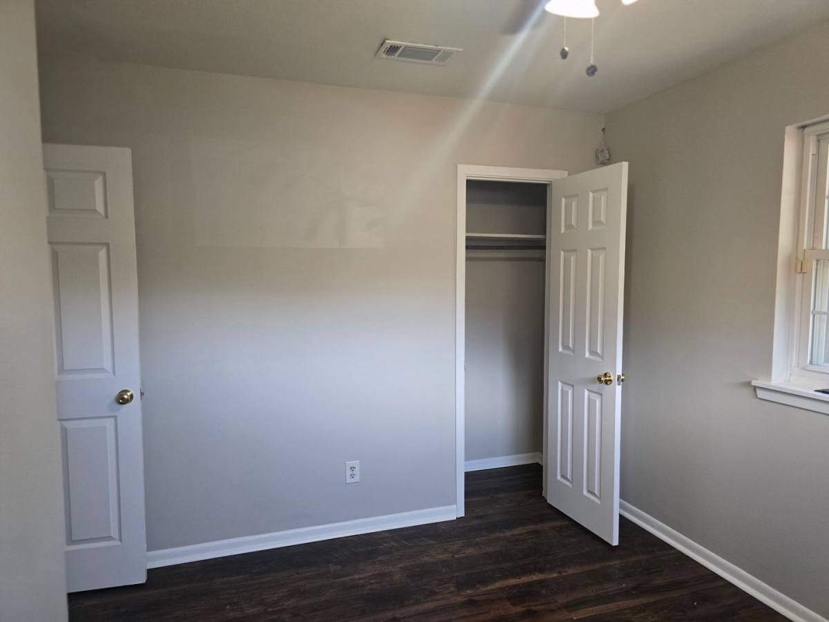 House for rent at 9010 Avalon Dr, Shreveport, LA 71118