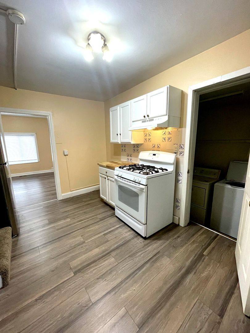 Apartment for rent at 3145 Snow Rd, Ypsilanti, MI 48198