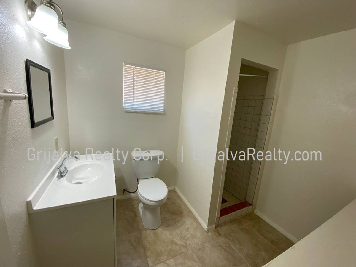 Apartment for rent at 161 W Columbia St, Tucson, AZ 85714
