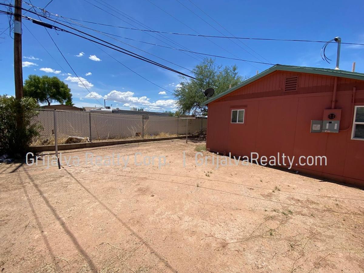Apartment for rent at 161 W Columbia St, Tucson, AZ 85714