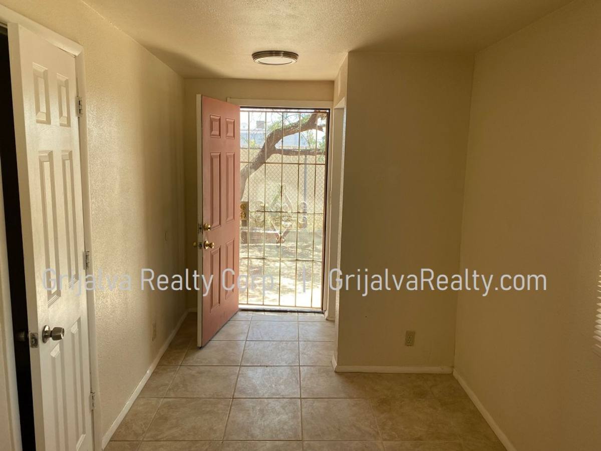 Apartment for rent at 161 W Columbia St, Tucson, AZ 85714