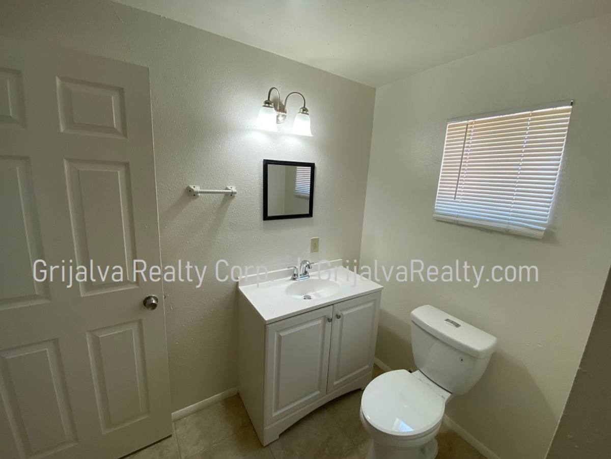 Apartment for rent at 161 W Columbia St, Tucson, AZ 85714