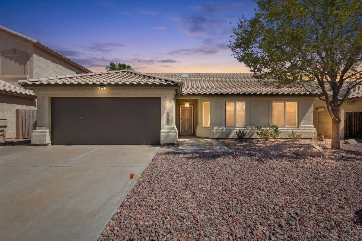 House for rent at 17857 N 85th Lane, Peoria, AZ 85382