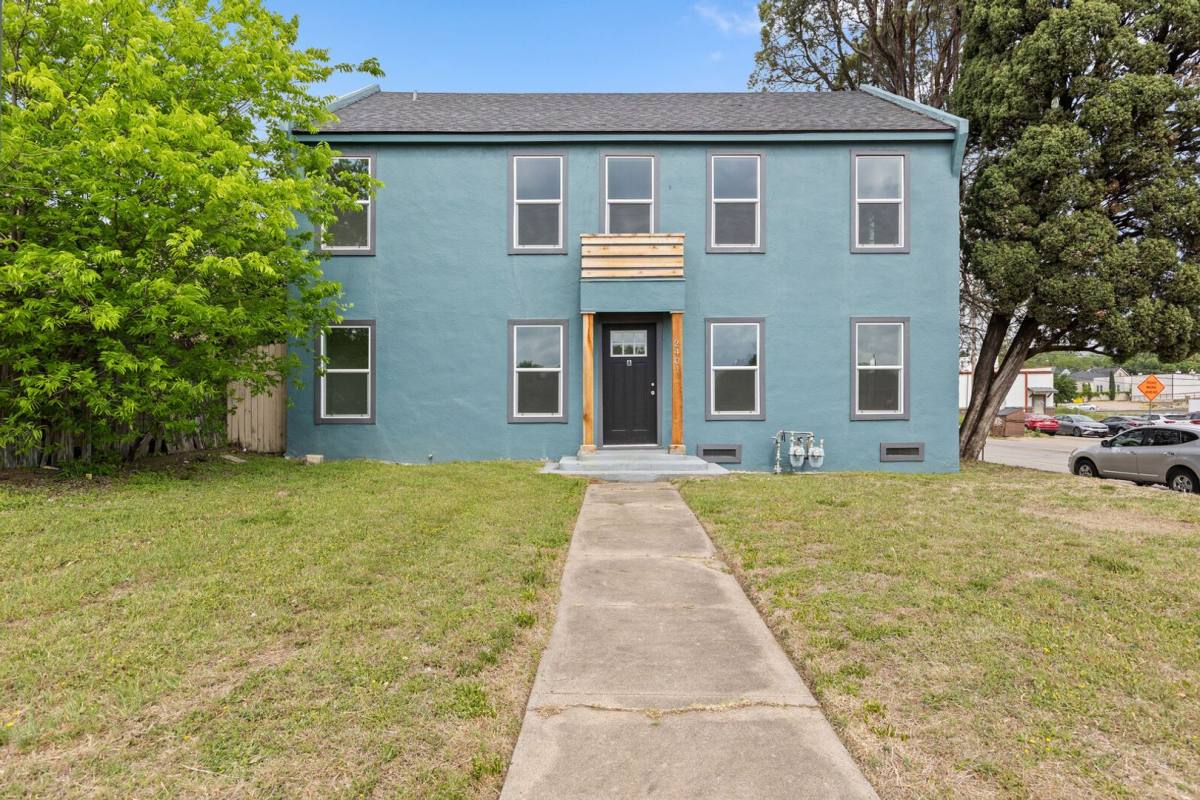 Apartment for rent at 2401 Columbus Ave, Waco, TX 76701
