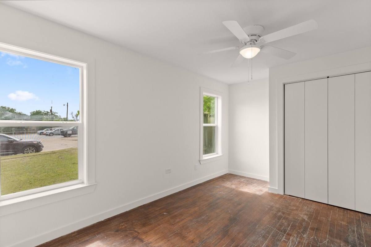 Apartment for rent at 2401 Columbus Ave, Waco, TX 76701
