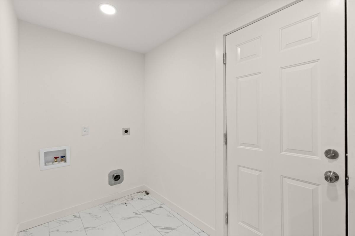 Apartment for rent at 2401 Columbus Ave, Waco, TX 76701