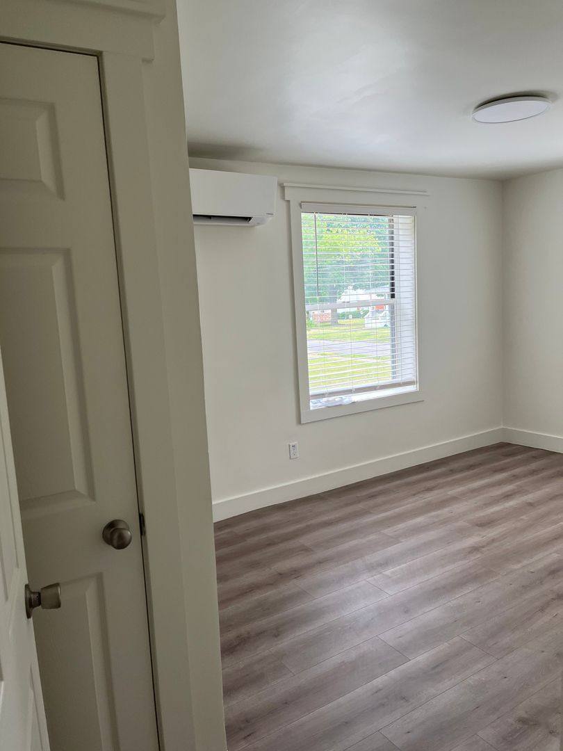 Apartment for rent at 917 Pearl St, St. Joseph, MI 49085