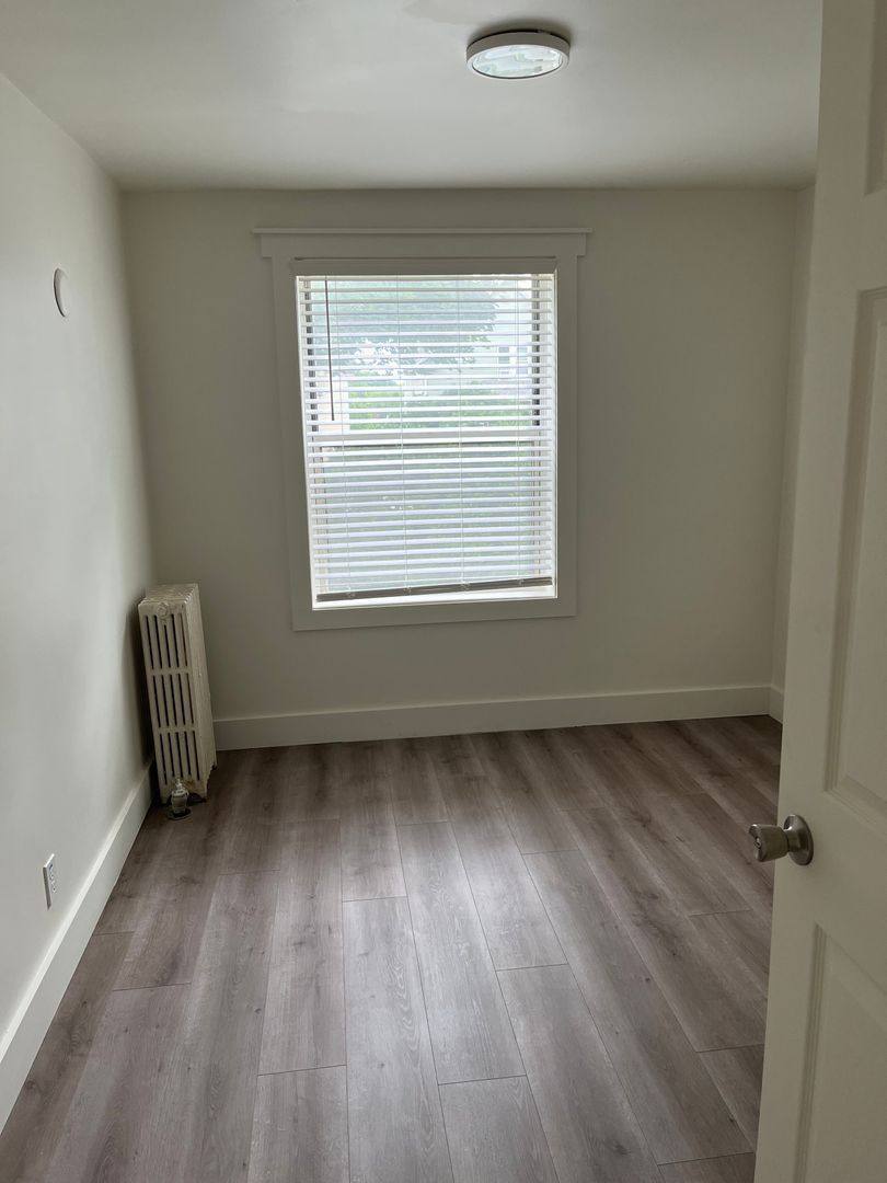 Apartment for rent at 917 Pearl St, St. Joseph, MI 49085