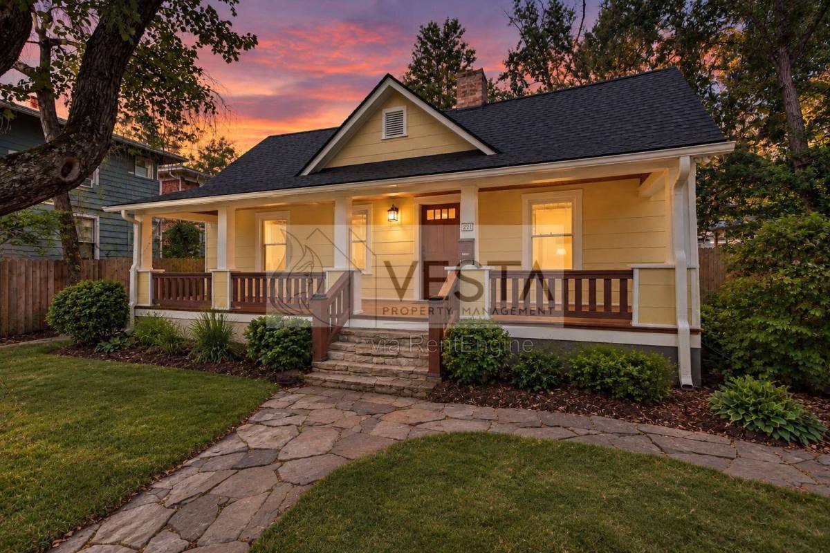 House for rent at 51 Furman Ave, Asheville, NC 28801