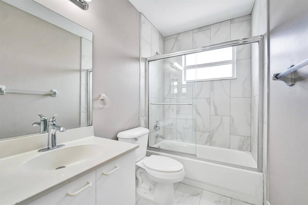 Townhouse for rent at 1365 NW 154th Lane, Pembroke Pines, FL 33028