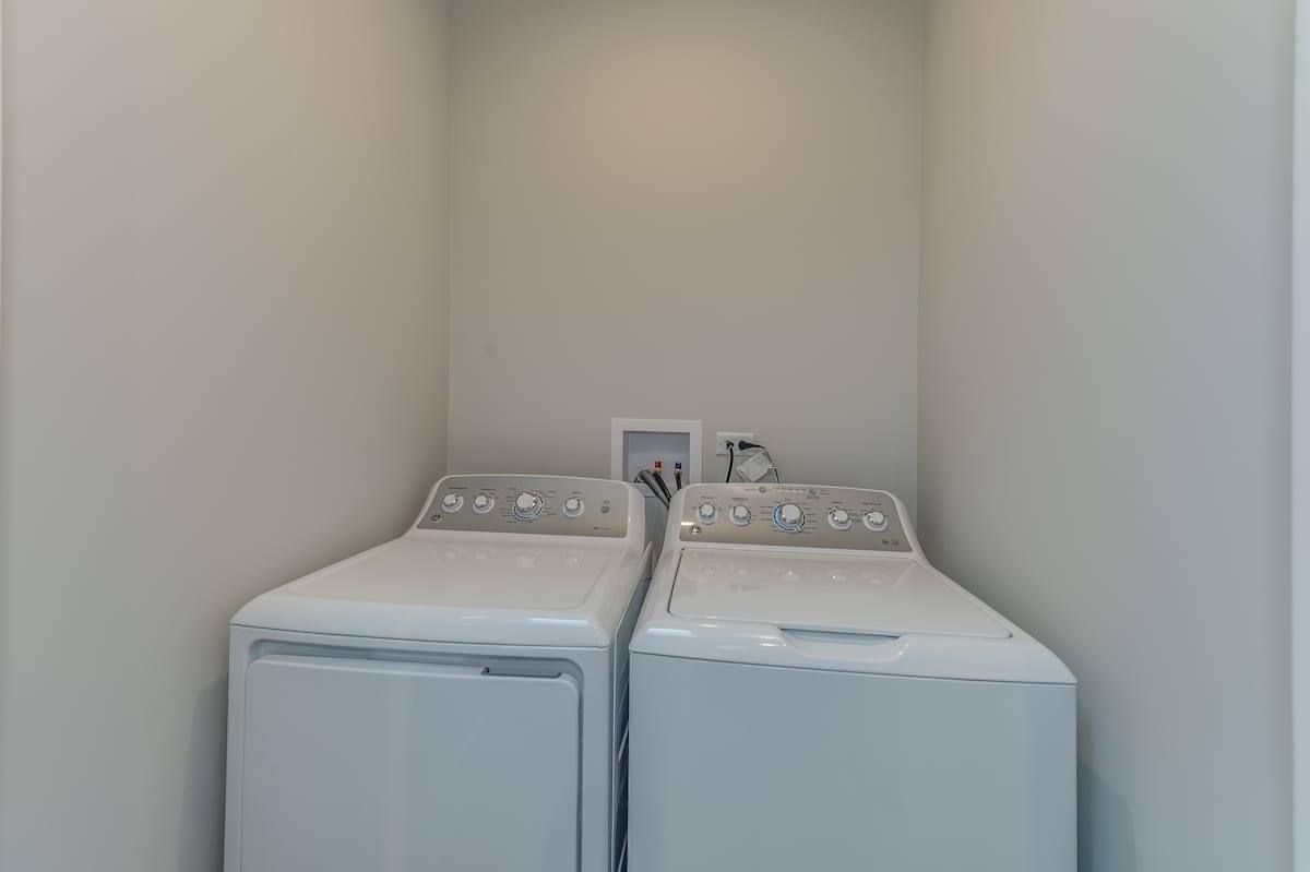 Townhouse for rent at 1101 S Eldridge Lane, Elmhurst, IL 60126