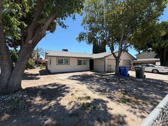 1016 Herndon Rd, Modesto, CA 95351