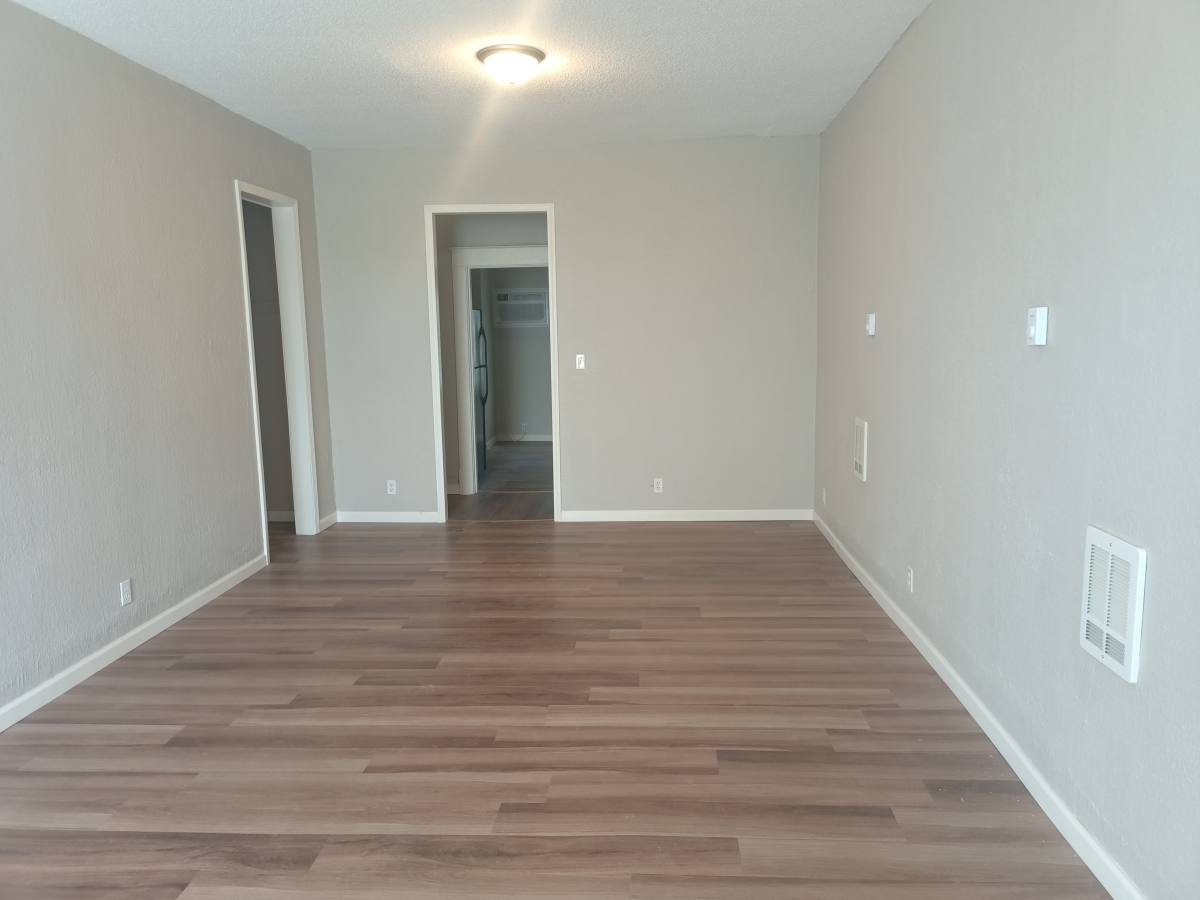 Apartment for rent at 1010 S 14th St #7, New Castle, IN 47362