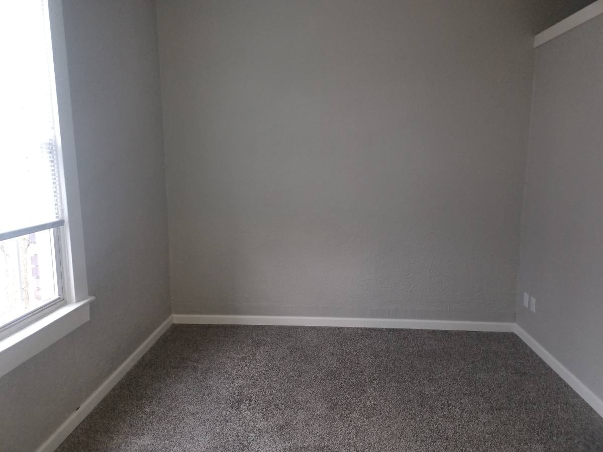 Apartment for rent at 1010 S 14th St #7, New Castle, IN 47362