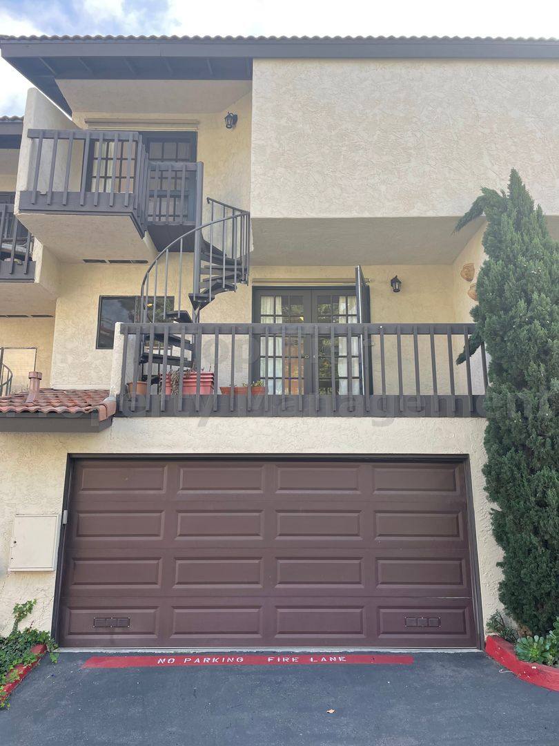 Townhouse for rent at 2364 Altisma Way #C, Carlsbad, CA 92009