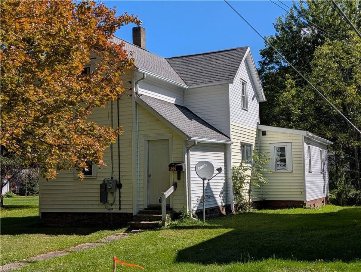 House for rent at 522 Shackson St, Conneaut, OH 44030