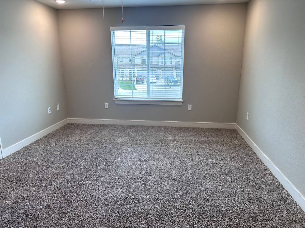 Townhouse for rent at 1542 NE Shale Court, Grain Valley, MO 64029