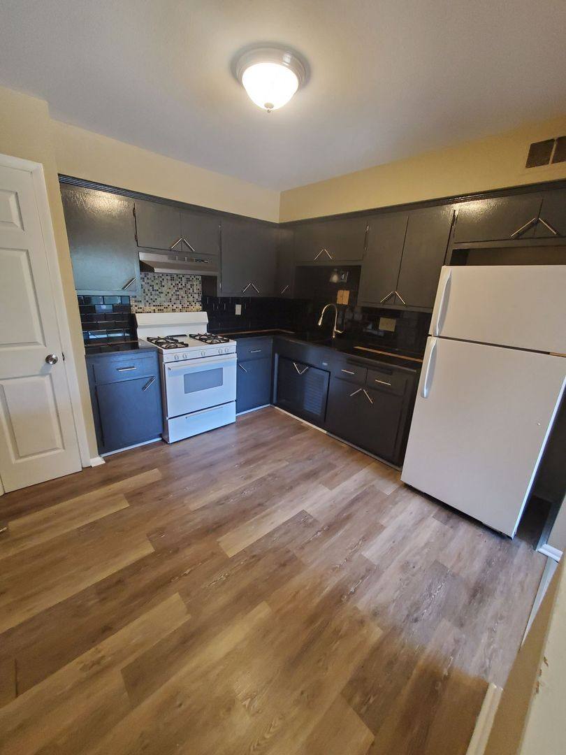 Apartment for rent at 9148 W Chester St, Milwaukee, WI 53214