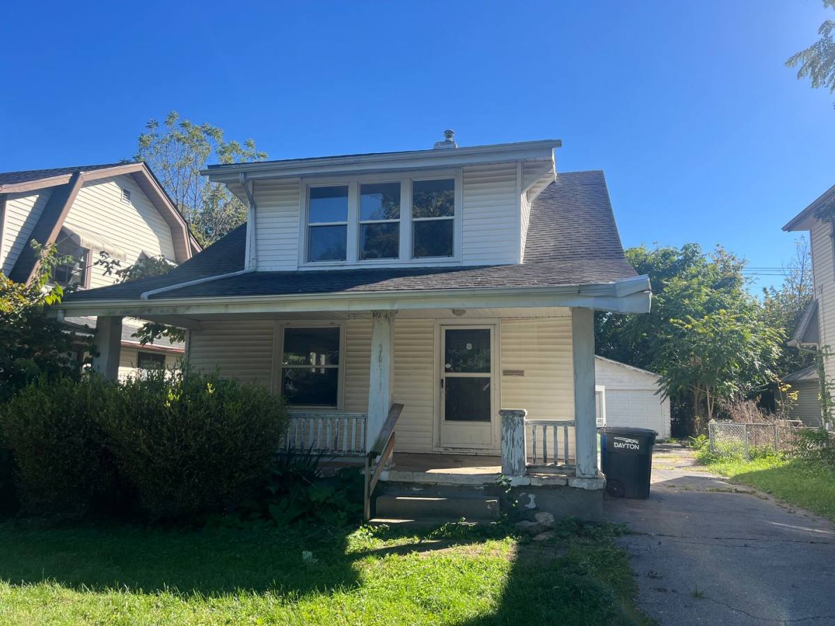 House for rent at 36 Sandhurst Dr, Dayton, OH 45405