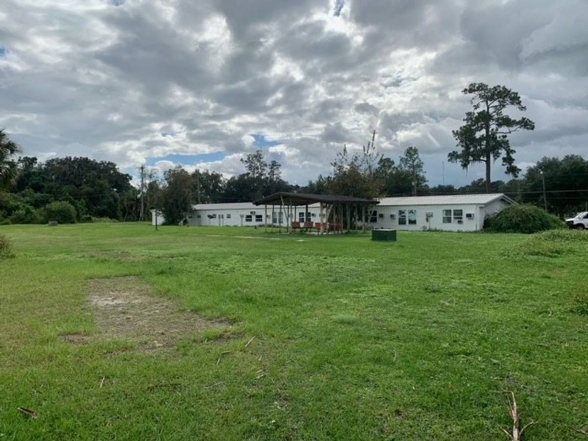 Apartment for rent at 3722 S US-Highway 441, Lake City, FL 32025